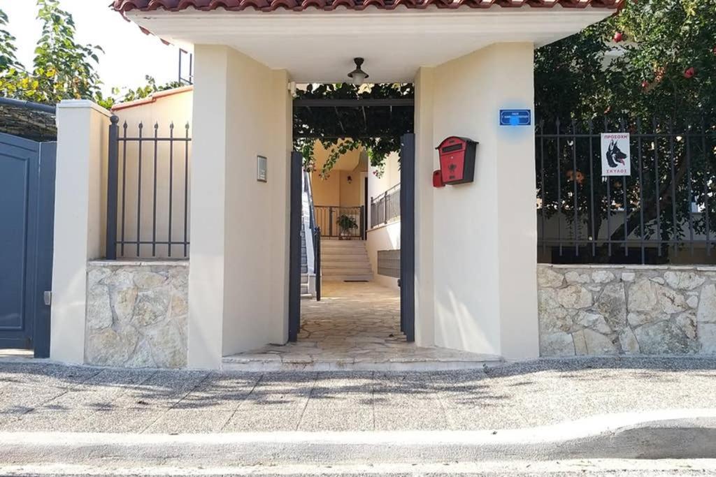 New, Modern, Bright And Independent Apartment 83 M2, With Garden, 5Min To The Beach And The City Center Calamata Exterior foto