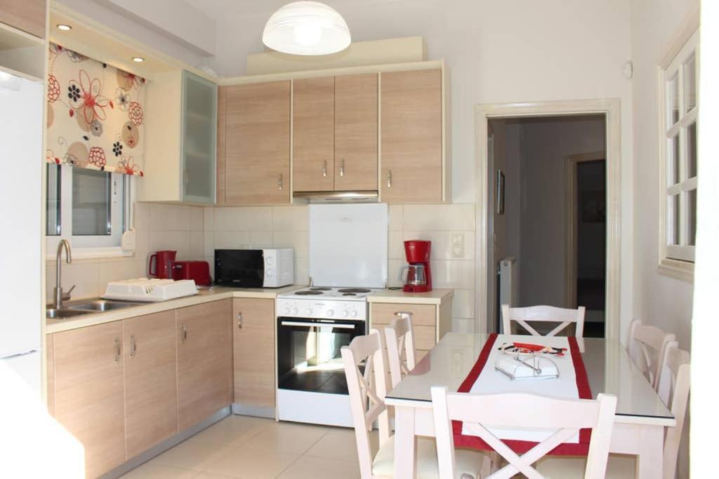 New, Modern, Bright And Independent Apartment 83 M2, With Garden, 5Min To The Beach And The City Center Calamata Exterior foto